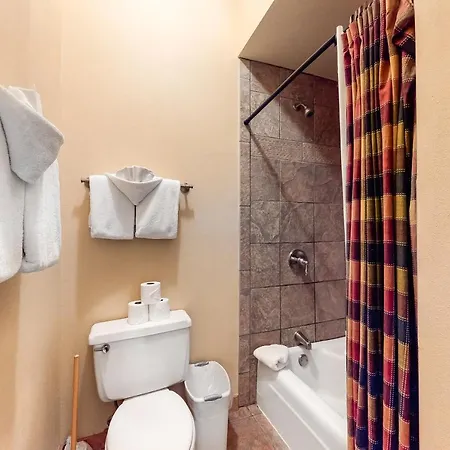 Hotel Tennis Townhome 1323